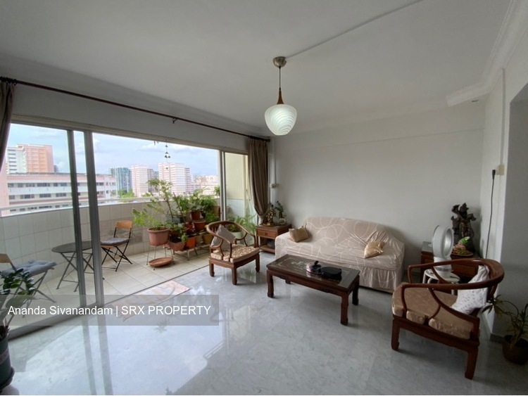Blk 533 Hougang Avenue 6 (Hougang), HDB Executive #533545441